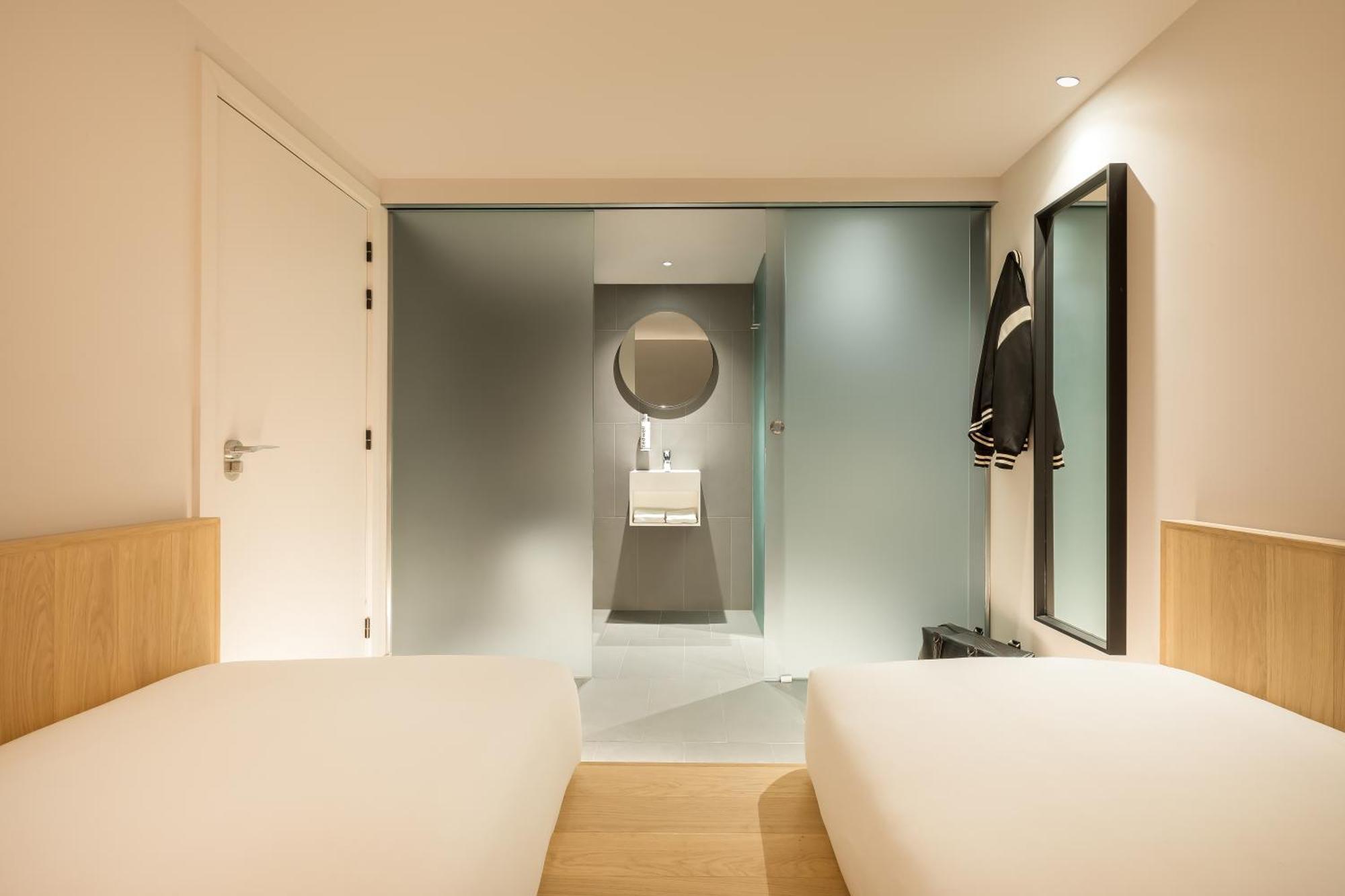 Zedwell Underground Hotel Tottenham Court Rd Лондон Стая снимка