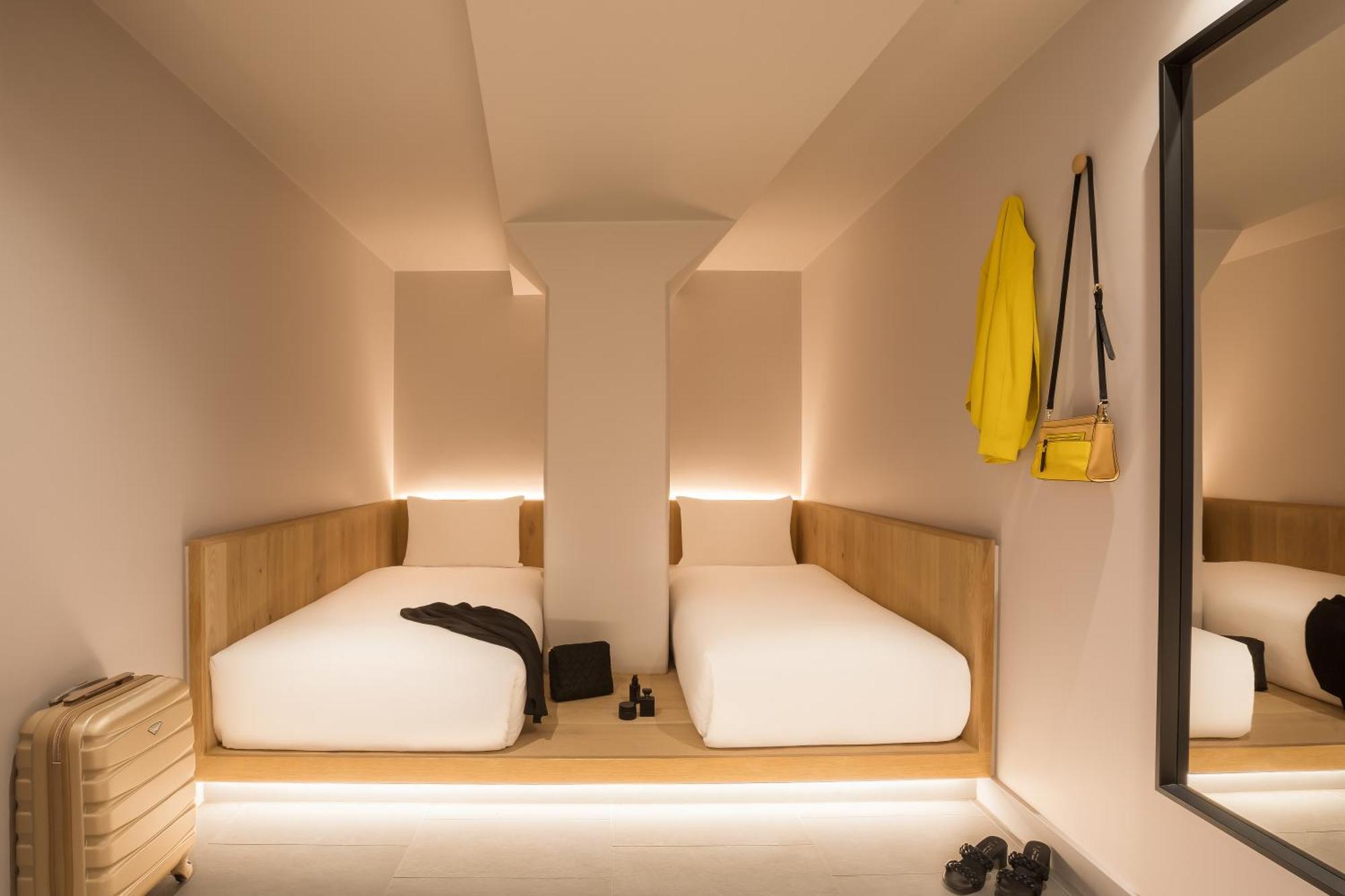Zedwell Underground Hotel Tottenham Court Rd Лондон Стая снимка