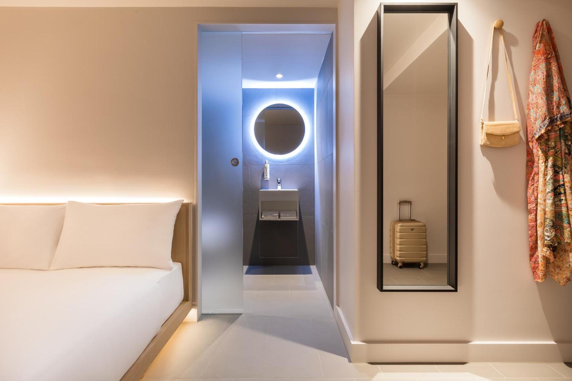 Zedwell Underground Hotel Tottenham Court Rd Лондон Стая снимка